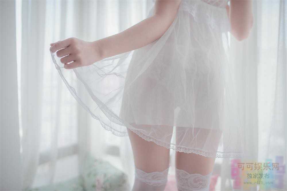 Yoko宅夏Cos – 白色丝质连衣裙（3）